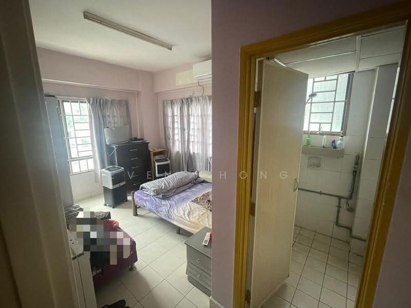 Kondominium untuk Dijual di Glen View Villa - Even Chong - Bedroom - PropertyGuru.com.my