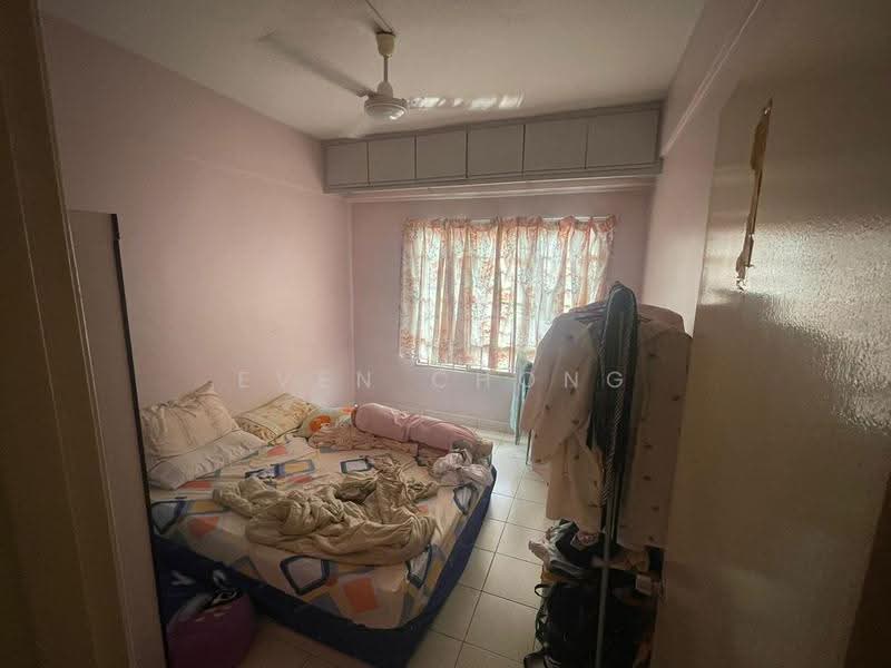 Kondominium untuk Dijual di Glen View Villa - Even Chong - Bedroom - PropertyGuru.com.my