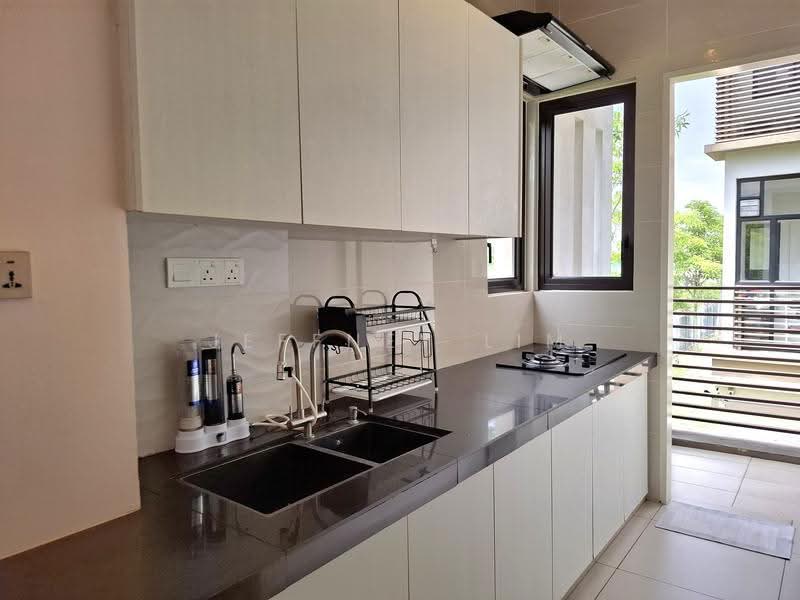 Townhouse for Rent in 16 Sierra (Puchong) - Jeffney Lim - Kitchen - PropertyGuru.com.my