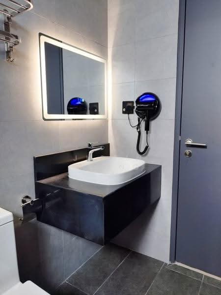Service Residence for Rent at V Residence 2 @ Sunway Velocity - Justin Chong - Bathroom - PropertyGuru.com.my