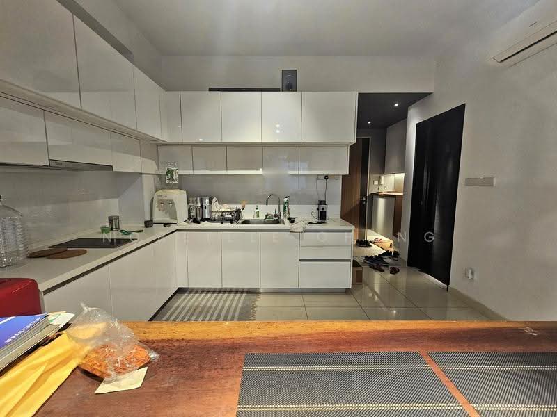 Service Residence for Sale at Putra Residence - Nobeille Chung - Kitchen - PropertyGuru.com.my