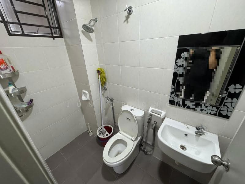 2-storey Terraced House for Sale in Rawang (Selangor) - Junior Ong - Bathroom - PropertyGuru.com.my