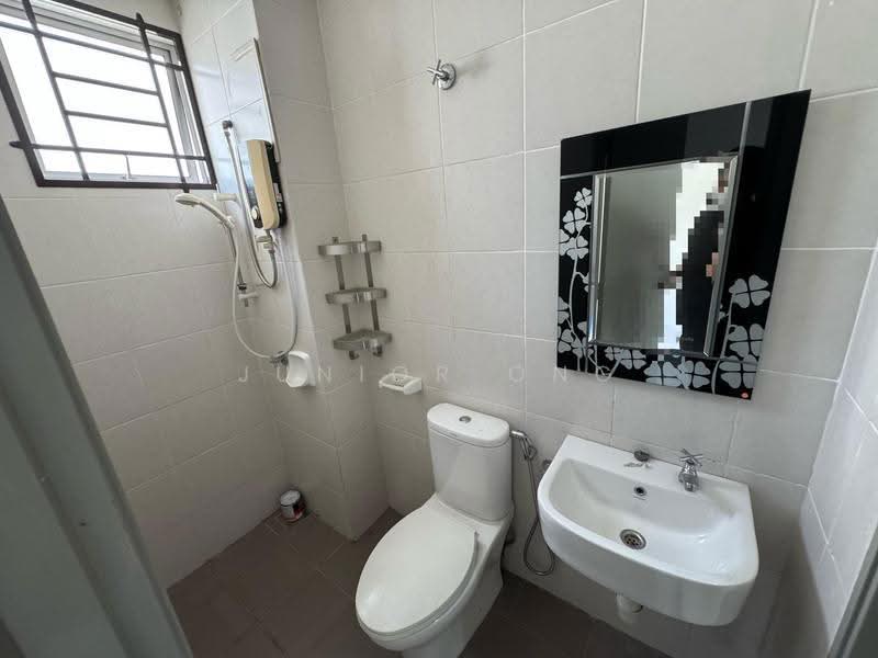 2-storey Terraced House for Sale in Rawang (Selangor) - Junior Ong - Bathroom - PropertyGuru.com.my