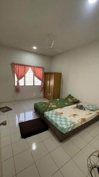 2-storey Terraced House for Sale in Ipoh (Perak) - Sam . - Bedroom - PropertyGuru.com.my