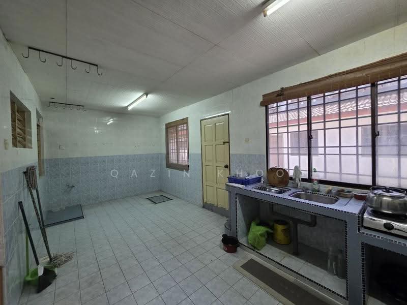 Rumah Teres 2-Tingkat untuk Dijual di Bandar Baru Tambun (Tambun) - Qazin Khoo - Kitchen - PropertyGuru.com.my