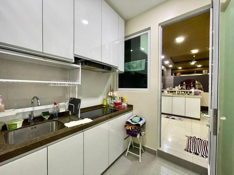 2-storey Terraced House for Sale in Kampung Perlis (Bayan Lepas) - Ping Koay - Kitchen - PropertyGuru.com.my
