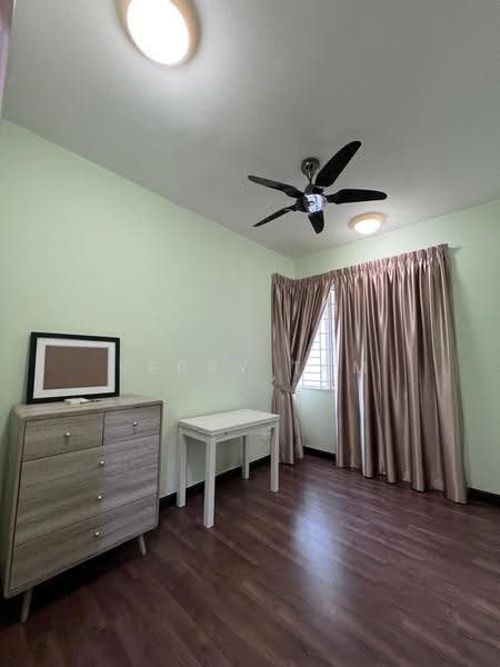 Condominium for Sale at Hijauan Saujana - Kerry Tam - Bedroom - PropertyGuru.com.my