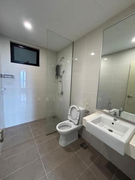 Kediaman Servis untuk Disewa di Southkey Mosaic - April Chin - Bathroom - PropertyGuru.com.my