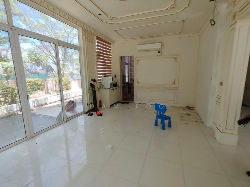 Rumah Berkembar untuk Dijual di Ampang Jaya (Ampang) - Adam Foo - Living Room - PropertyGuru.com.my