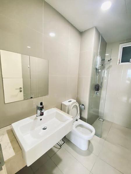 Kediaman Servis untuk Dijual di Sentul Village - Chloe Phuah - Bathroom - PropertyGuru.com.my
