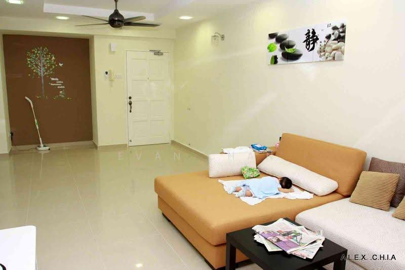 Condominium for Sale at Sri Jati II - Evan Chan - Living Room - PropertyGuru.com.my