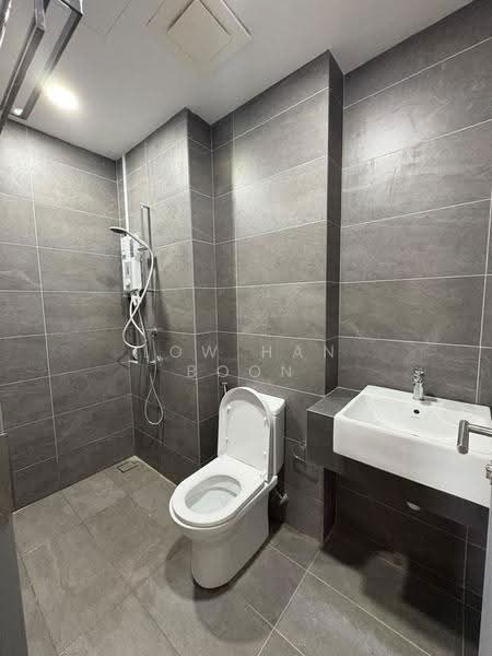 Kondominium untuk Disewa di Triuni Residences - Low Han Boon - Bathroom - PropertyGuru.com.my