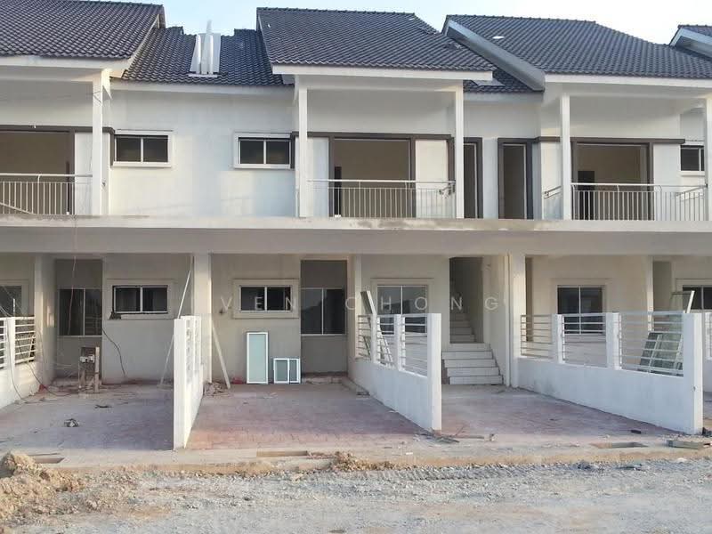 Townhouse for Sale in Taman Putra Perdana (Puchong) - Even Chong - Exterior - PropertyGuru.com.my