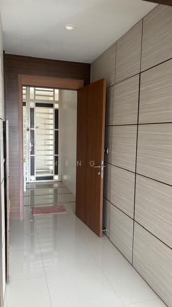 Kondominium untuk Dijual di Central Park condominium - Meng . - Entrance - PropertyGuru.com.my