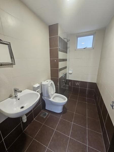 Service Residence for Sale at One Sentral Serviced Residence - Ken Liew - Bathroom - PropertyGuru.com.my