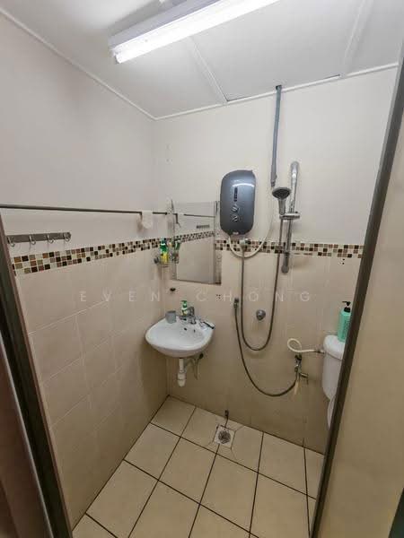 Apartment for Sale at Puncak Baiduri Apartment - Even Chong - Bathroom - PropertyGuru.com.my