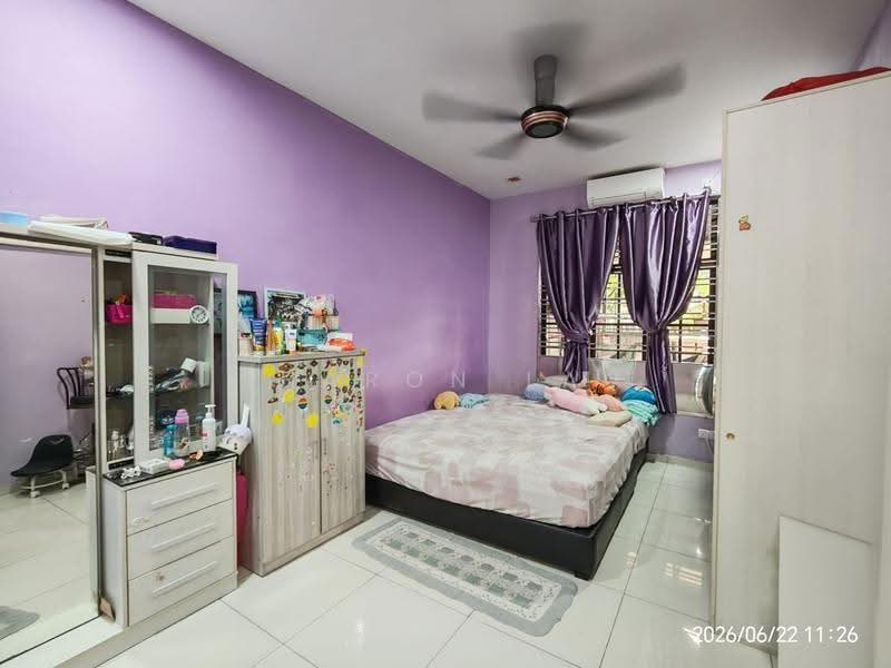 Rumah Teres 1-Tingkat untuk Dijual di Taman Molek (Johor Bahru) - Sharon Lau - Bedroom - PropertyGuru.com.my