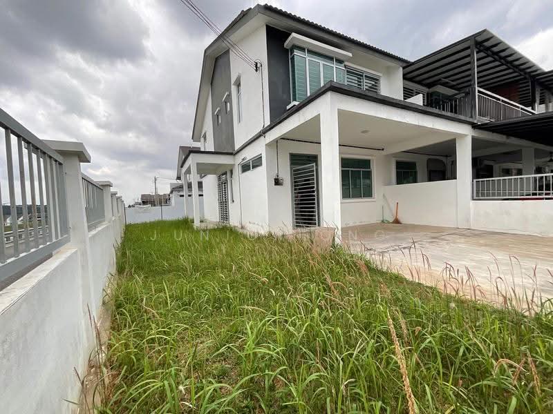 2-storey Terraced House for Sale in Taman Kundang Jaya (Rawang) - Junior Ong - Exterior - PropertyGuru.com.my