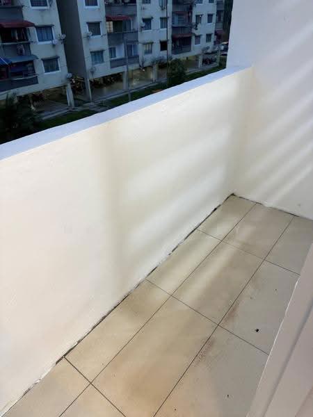 Rumah Flat untuk Dijual di Rumah Pangsa Jasmine - Marcus Tey - Balcony - PropertyGuru.com.my