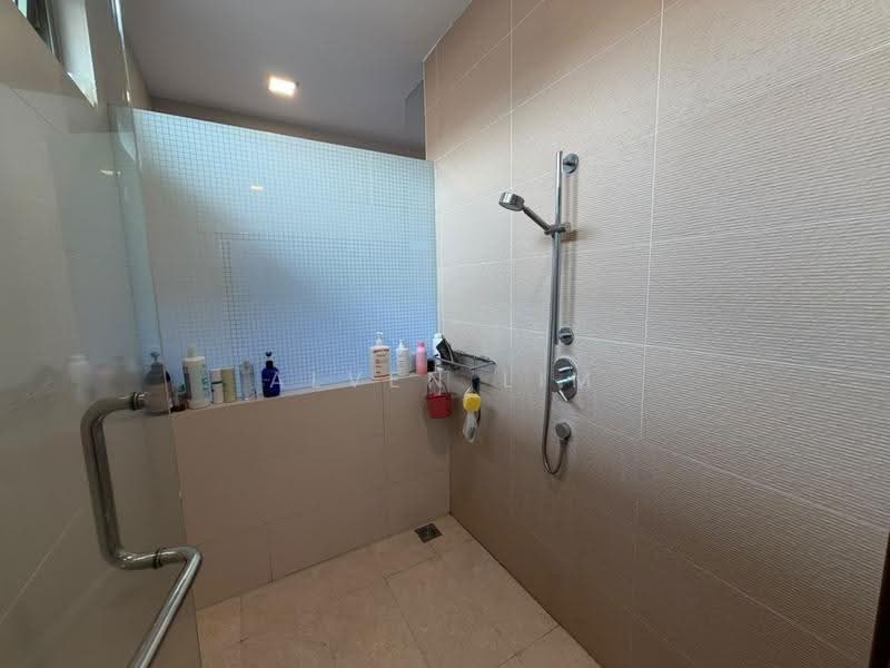Semi-Detached House for Sale in Taman Sri Bintang (Kepong) - Alven Lim - Bathroom - PropertyGuru.com.my