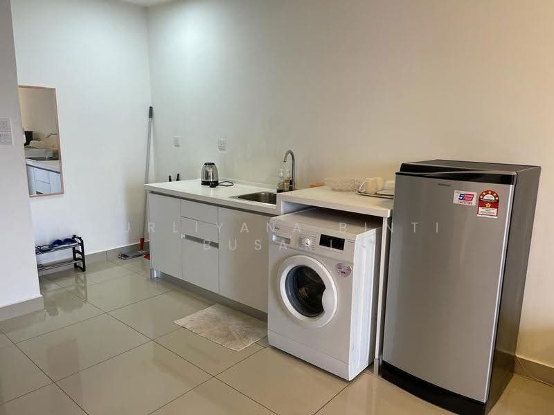 Kediaman Servis untuk Disewa di Trefoil @ Setia City - Nurliyana Binti Busari - Kitchen - PropertyGuru.com.my
