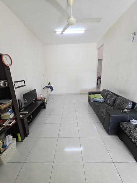 Rumah Teres 1-Tingkat untuk Dijual di Padang Serai (Kedah) - Azura Ghani - Living Room - PropertyGuru.com.my