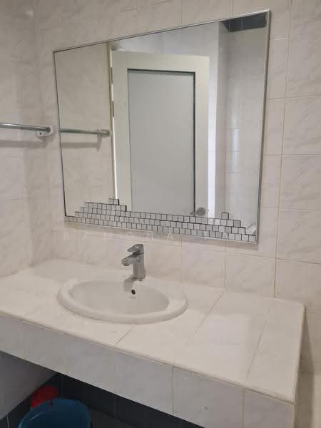 Pangsapuri untuk Dijual di Costa Mahkota - Ramona Tan - Bathroom - PropertyGuru.com.my