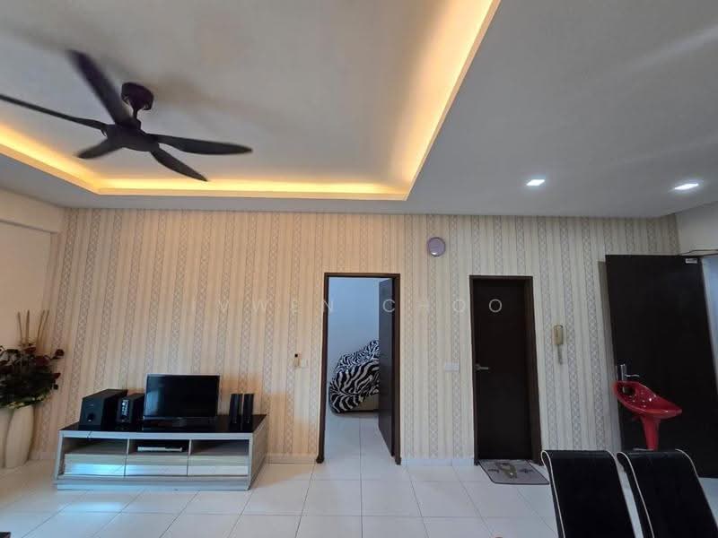 Service Residence for Rent at Sky Oasis Residence (Pangsapuri Oasis 1) - Ivwen Choo - Living Room - PropertyGuru.com.my