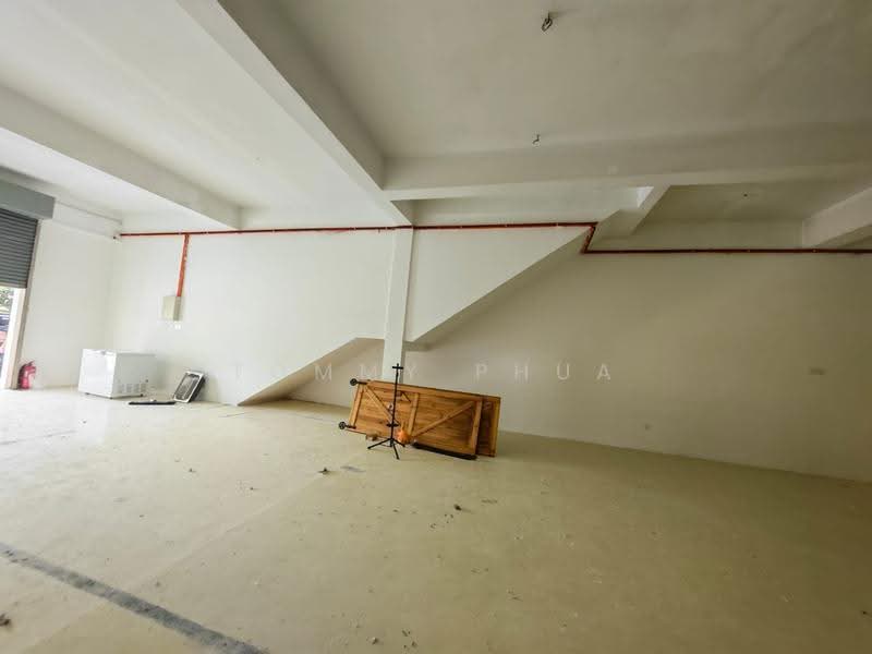 Kedai untuk Disewa di Taman Molek (Johor Bahru) - Tommy Phua - Interior - PropertyGuru.com.my