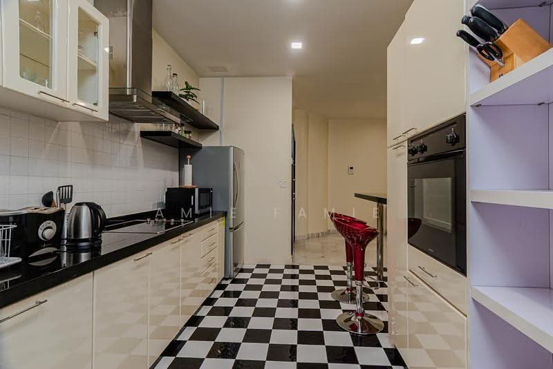 Kondominium untuk Dijual di Mayang Court - Amie Famie - Kitchen - PropertyGuru.com.my