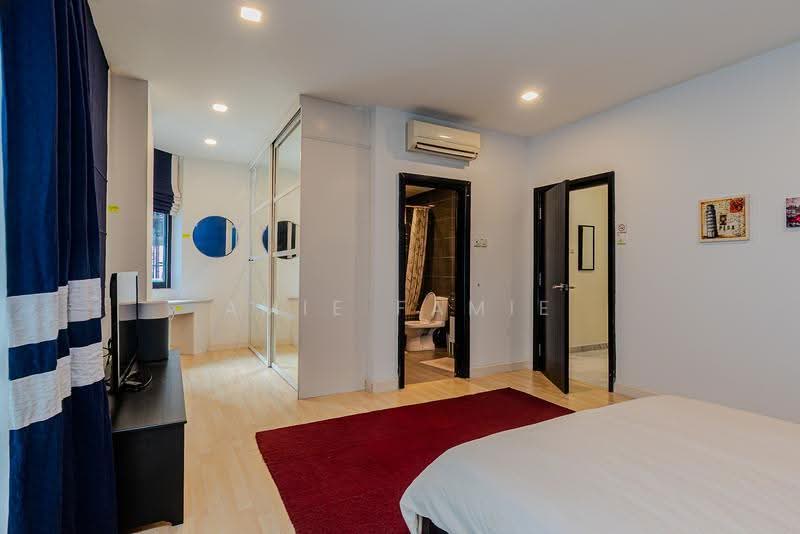 Kondominium untuk Dijual di Mayang Court - Amie Famie - Bedroom - PropertyGuru.com.my