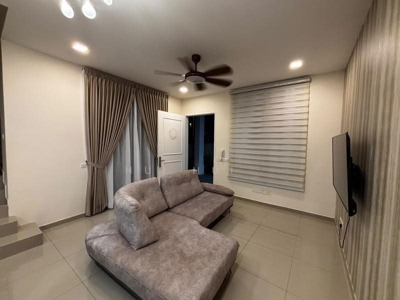 Rumah Teres untuk Disewa di Kota Masai (Pasir Gudang) - Hui Hui . - Living Room - PropertyGuru.com.my