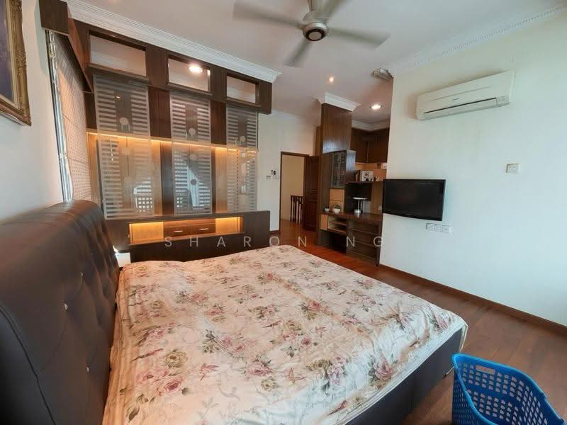 Rumah Berkembar untuk Dijual di Taman Perling (Perling) - Sharon Ng - Bedroom - PropertyGuru.com.my