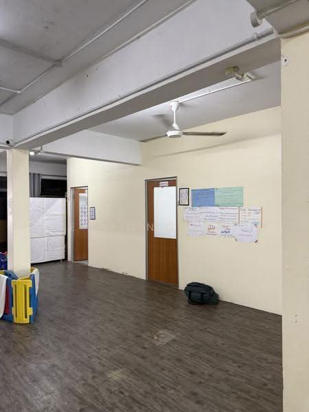 Shop / Office untuk Disewa di Usj 1 (Subang Jaya) - Desmond Gan - Interior - PropertyGuru.com.my