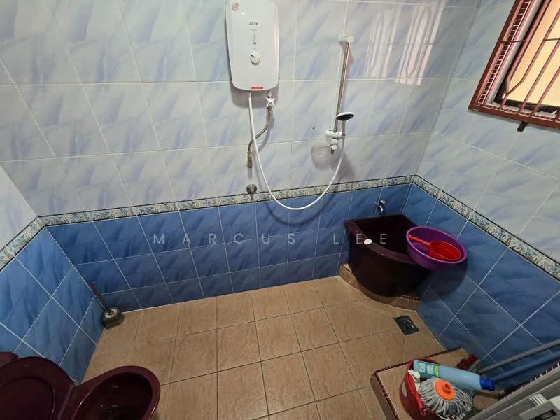 Rumah Teres 1-Tingkat untuk Dijual di Selayang (Selangor) - Marcus Lee - Bathroom - PropertyGuru.com.my