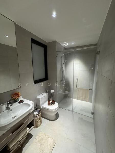 Kediaman Servis untuk Dijual di Skyline Embassy - Raymond Koh - Bathroom - PropertyGuru.com.my