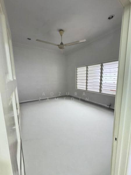 Rumah Teres 2-Tingkat untuk Dijual di SS3 (Petaling Jaya) - Adzura Zamedin - PropertyGuru.com.my