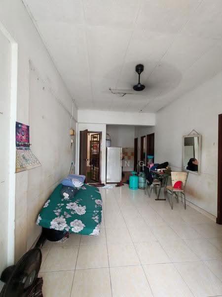 Pangsapuri untuk Dijual di Nusa Bestari Shoplot Apartment - VK Hng - Living Room - PropertyGuru.com.my
