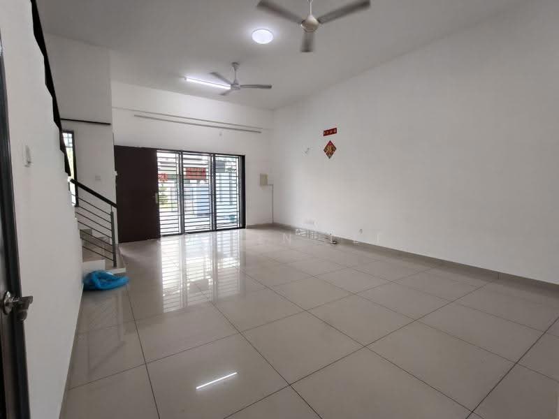 2.5-storey Terraced House for Sale in Bandar Indahpura (Kulai) - Joreen Lee - PropertyGuru.com.my