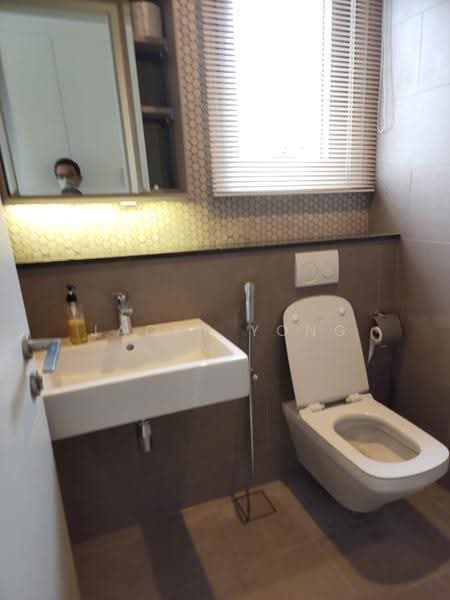Kediaman Servis untuk Dijual di Lucentia Residences - Jacky Yong - Bathroom - PropertyGuru.com.my
