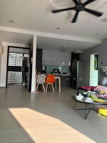 Kediaman Servis untuk Dijual di The Garden Residences - Sharon Ong - Living Room - PropertyGuru.com.my