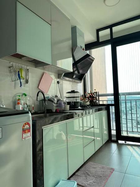 Kediaman Servis untuk Dijual di The Garden Residences - Sharon Ong - Kitchen - PropertyGuru.com.my