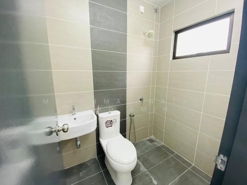2-storey Terraced House for Sale in Bangi (Selangor) - Muhammad Nazli Mohd Amin - Bathroom - PropertyGuru.com.my