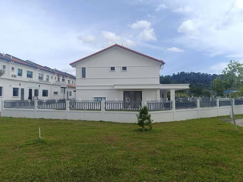 2-storey Terraced House for Sale in Bangi (Selangor) - Muhammad Nazli Mohd Amin - Exterior - PropertyGuru.com.my