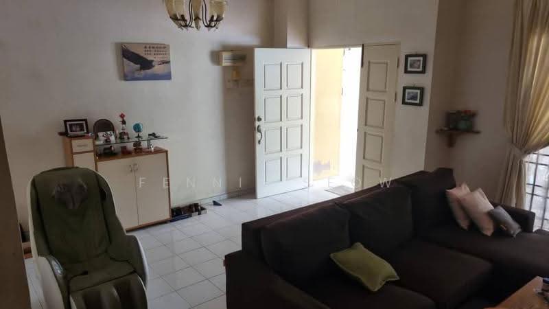 2-storey Terraced House for Sale in Sungai Ara (Penang) - Fennie Seow - Living Room - PropertyGuru.com.my