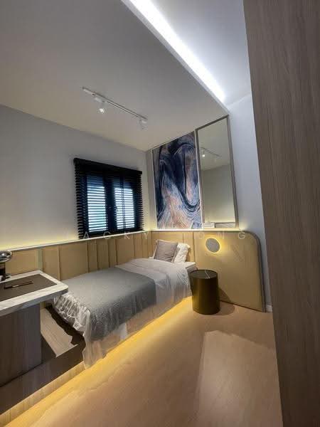 Kediaman Servis untuk Dijual di Cove Residence - Jacky Yong - Bedroom - PropertyGuru.com.my