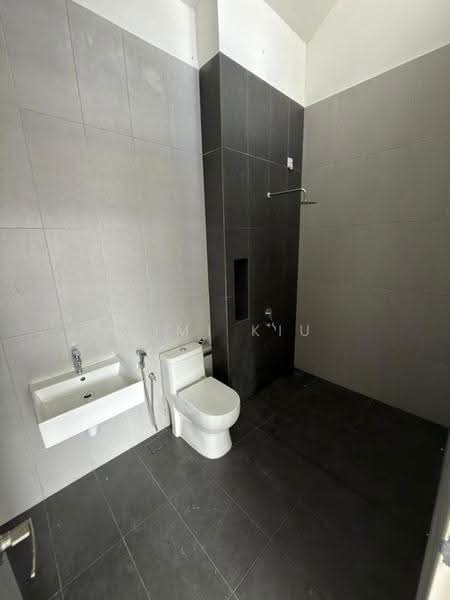2-storey Terraced House for Sale in Tebrau (Johor) - Kimi Kiu - Bathroom - PropertyGuru.com.my