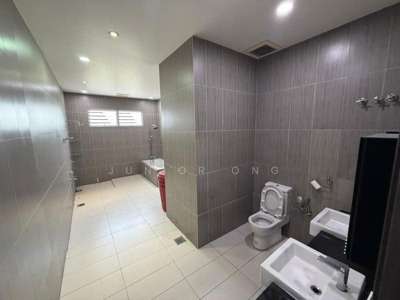 Rumah Berkembar untuk Dijual di M Residence (Rawang) - Junior Ong - Bathroom - PropertyGuru.com.my