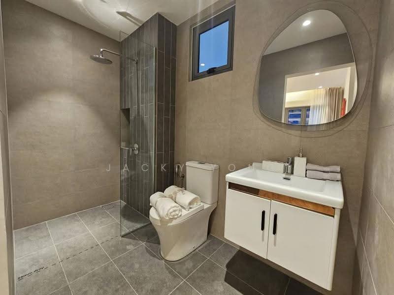 Service Residence for Sale at Gen Starz - Jacky Yong - Bathroom - PropertyGuru.com.my
