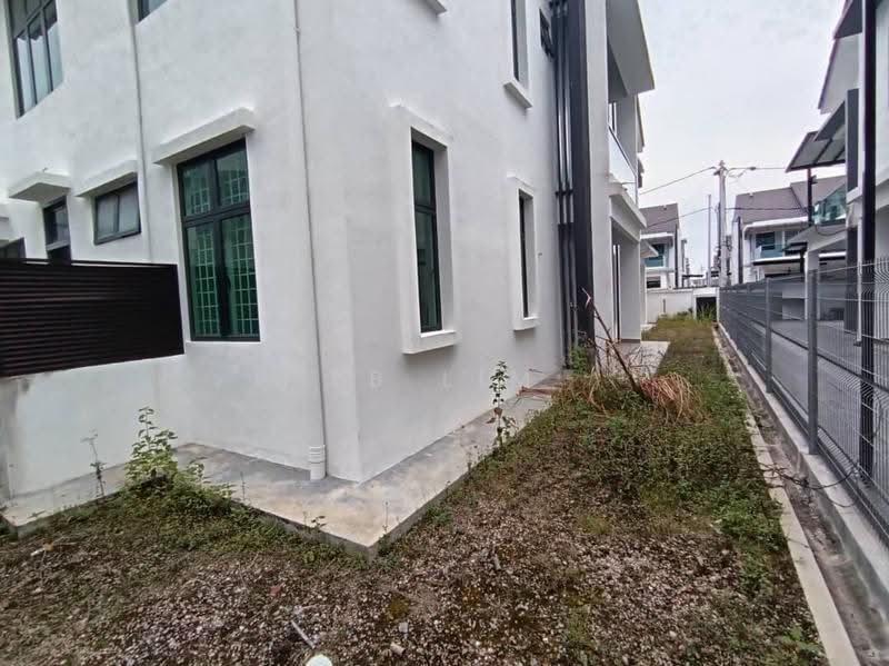 Semi-Detached House for Sale in Melaka City (Melaka) - YB Lim - PropertyGuru.com.my